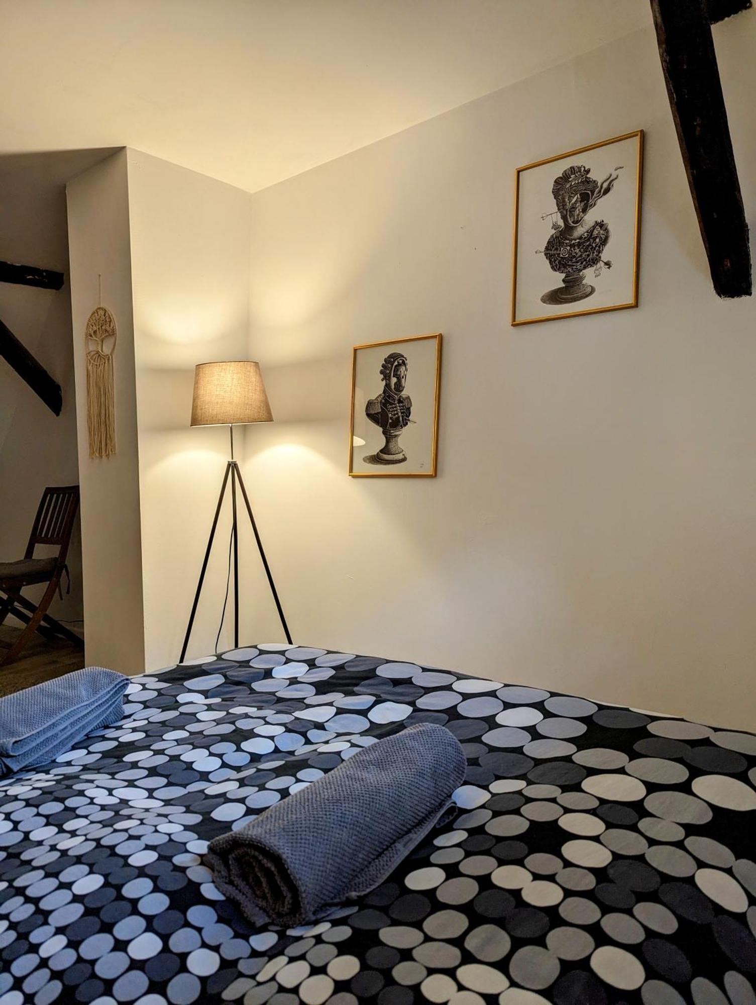 Triplex Place De La Cathedrale Strasbourg Exterior photo